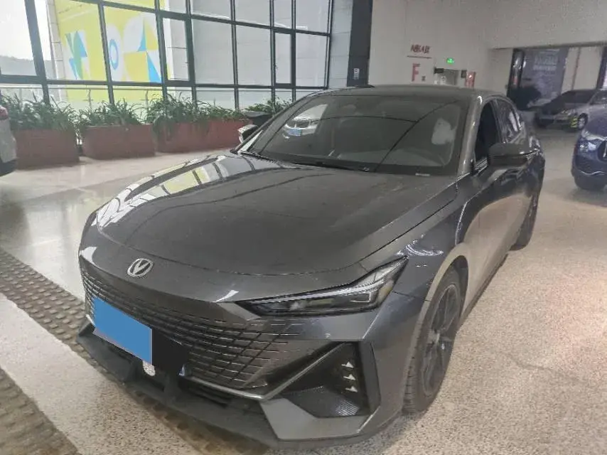 2023 ChangAn UNI-V 1.5T 188HP L4 7DCT