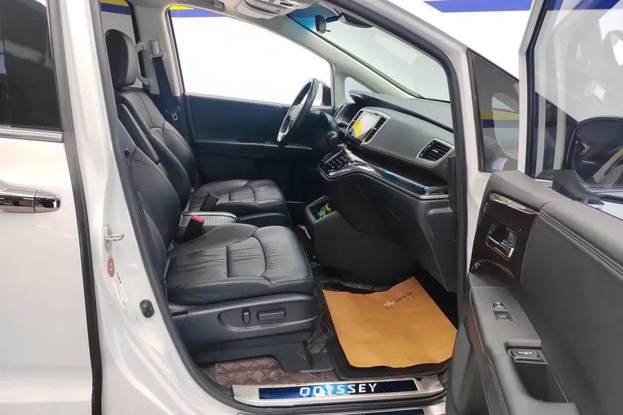 2021 Honda Odyssey 2.0L 146HP L4 E-CVT Hybrid,autocango,china used car exporter,china ev exporter,chinese used car exporter,chinese used ev exporter