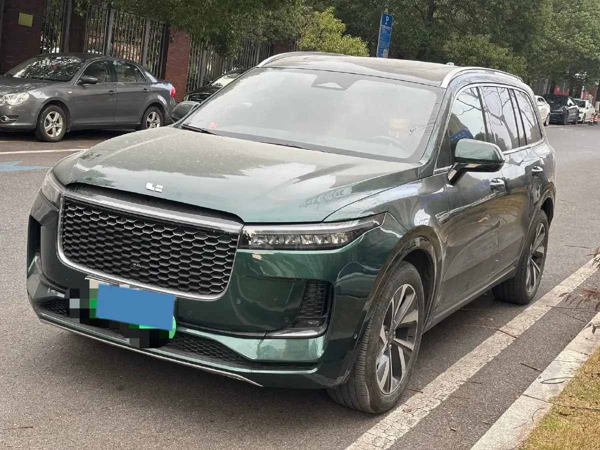2021 Li ONE Range Extended 131HP REEV 40.5KWH