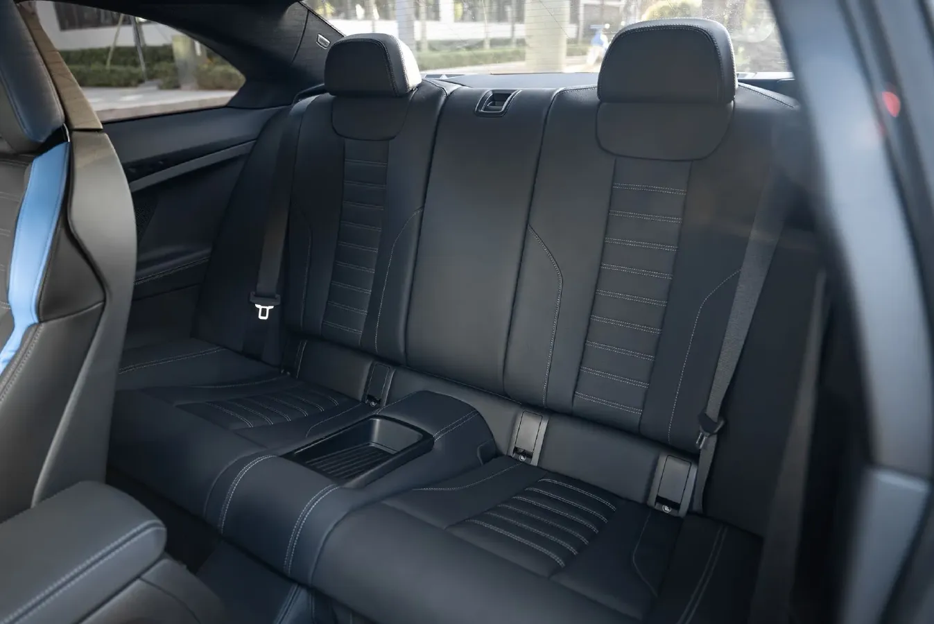 2023 BMW M2 3.0T 460HP L6 8AT,autocango,china used car exporter,china ev exporter,chinese used car exporter,chinese used ev exporter