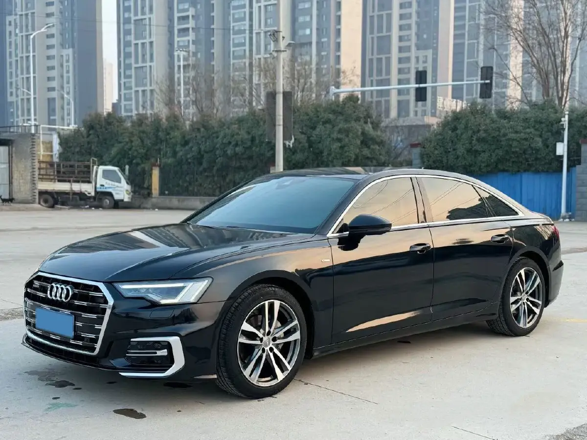 2021 Audi A6L 2.0T 190HP L4 7DCT