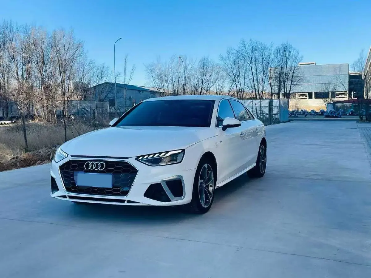 2020 Audi A4L 2.0T 190HP L4 7DCT