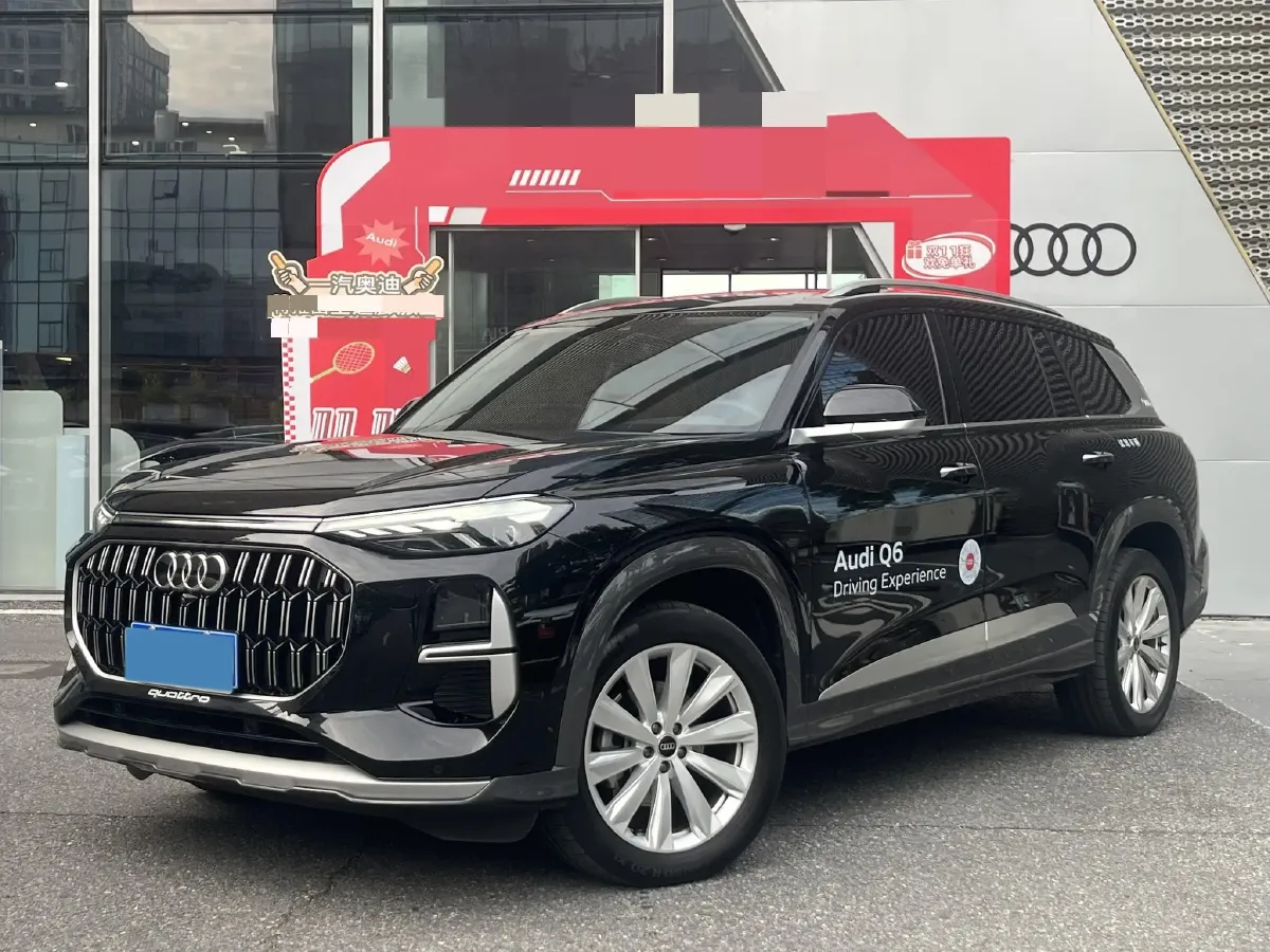 2024 Audi Q6 2.0T 265HP L4 7DCT,autocango,china used car exporter,china ev exporter,chinese used car exporter,chinese used ev exporter