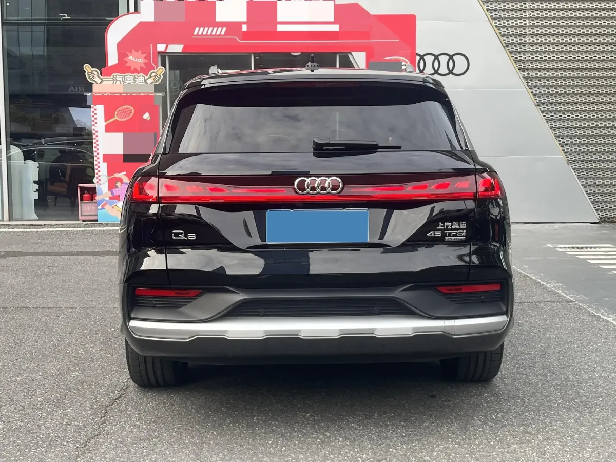 2024 Audi Q6 2.0T 265HP L4 7DCT,autocango,china used car exporter,china ev exporter,chinese used car exporter,chinese used ev exporter