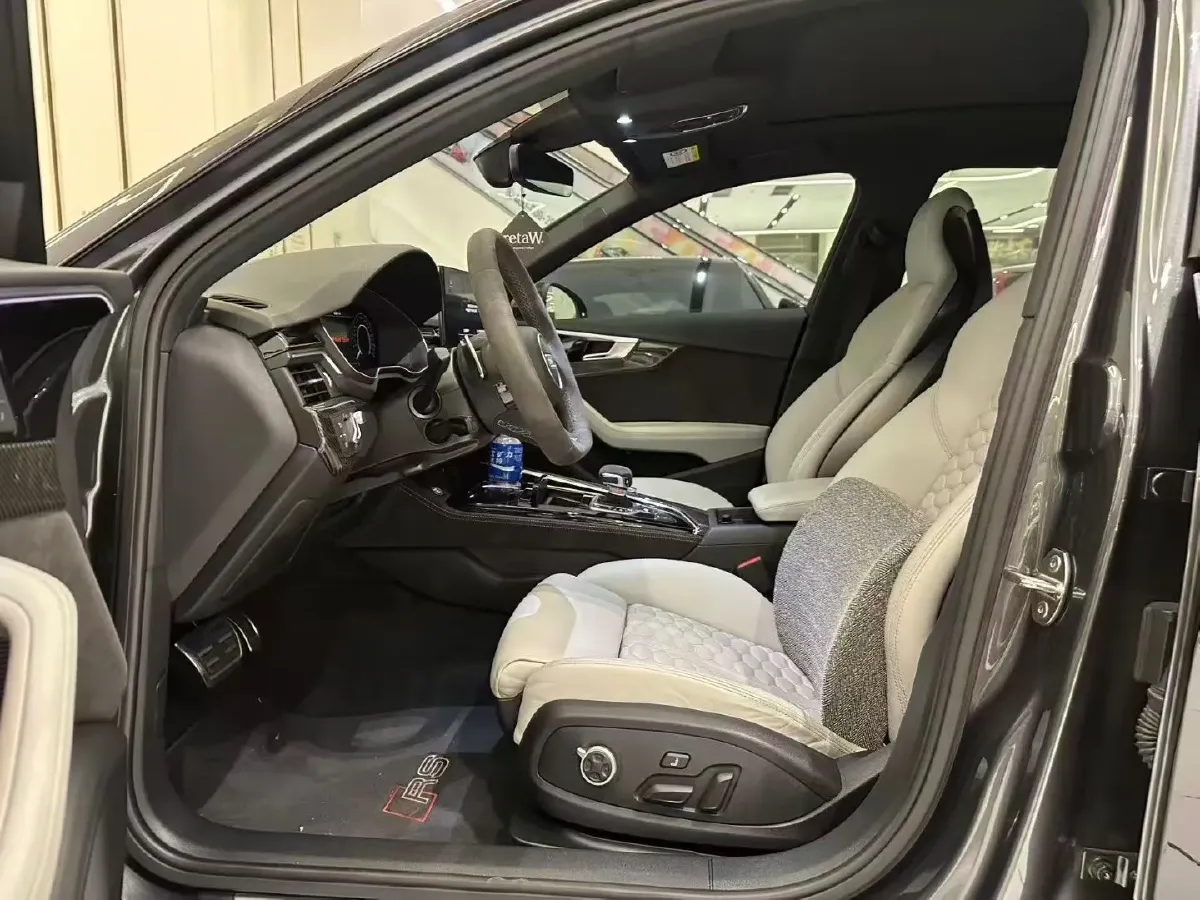 2021 Audi RS 4 2.9T 450HP V6 8AT,autocango,china used car exporter,china ev exporter,chinese used car exporter,chinese used ev exporter