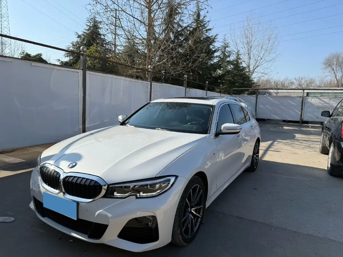 2022 BMW 3 Series 2.0T 156HP L4 8AT