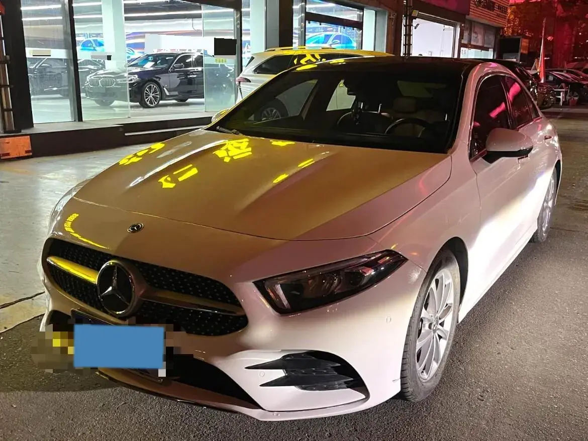 2021 Mercedes-Benz A Class 1.3T 163HP L4 7DCT