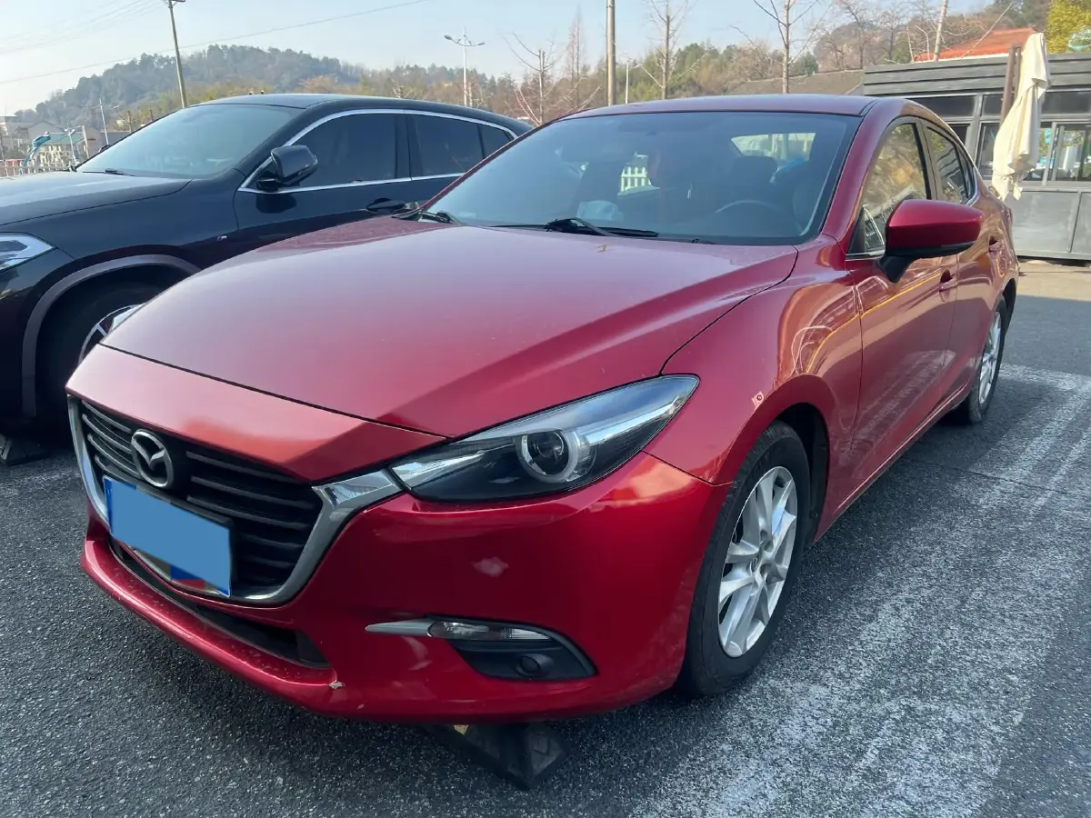 2017 Mazda 3 Axela 1.5L 117HP L4 6AT