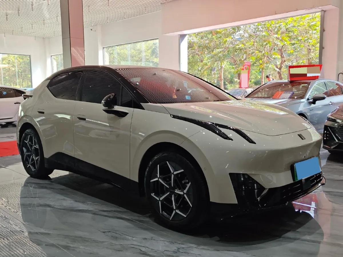 2025 Dongfeng Z9 2.0T 258HP L4 8AT,autocango,china used car exporter,china ev exporter,chinese used car exporter,chinese used ev exporter