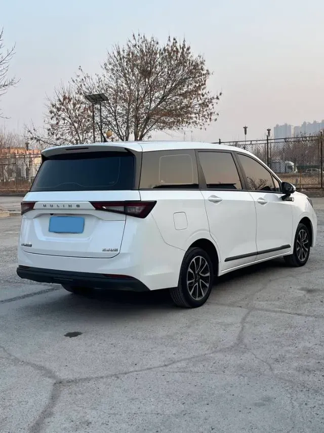 2022 WuLing JiaChen 1.5L 99HP L4 6MT,autocango,china used car exporter,china ev exporter,chinese used car exporter,chinese used ev exporter