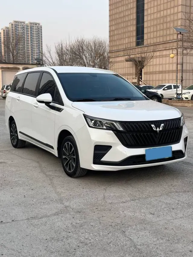 2022 WuLing JiaChen 1.5L 99HP L4 6MT,autocango,china used car exporter,china ev exporter,chinese used car exporter,chinese used ev exporter