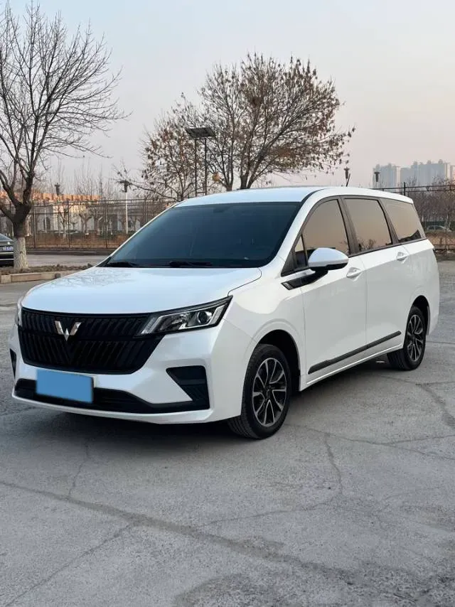 2022 WuLing JiaChen 1.5L 99HP L4 6MT,autocango,china used car exporter,china ev exporter,chinese used car exporter,chinese used ev exporter