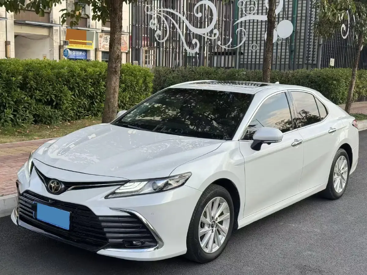 2023 Toyota Camry 2.0L 177HP L4 CVT