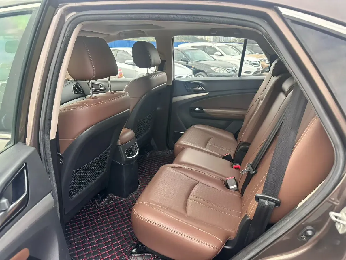 2017 BYD S7 1.5T 154HP L4 6MT,autocango,china used car exporter,china ev exporter,chinese used car exporter,chinese used ev exporter