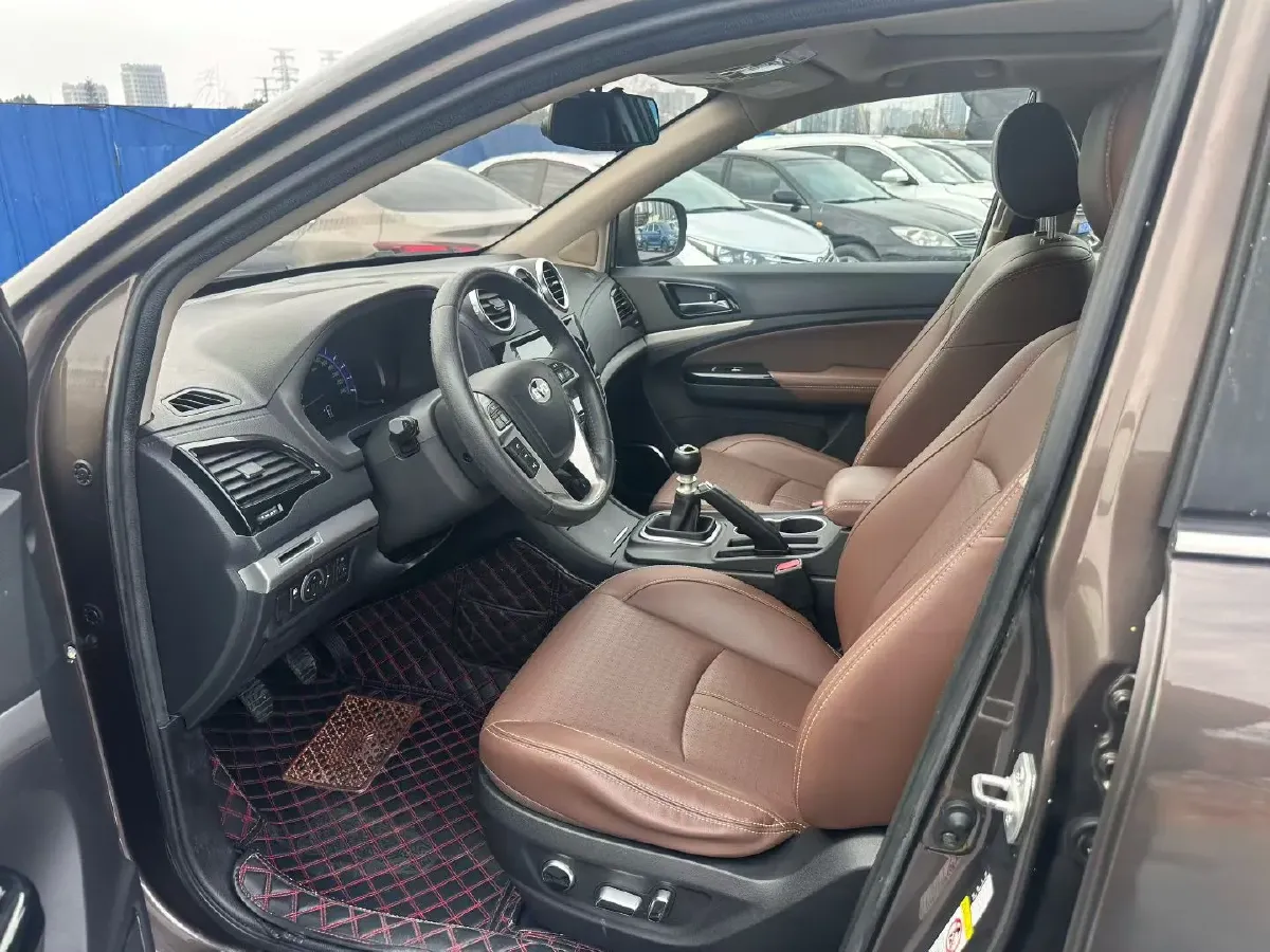 2017 BYD S7 1.5T 154HP L4 6MT,autocango,china used car exporter,china ev exporter,chinese used car exporter,chinese used ev exporter