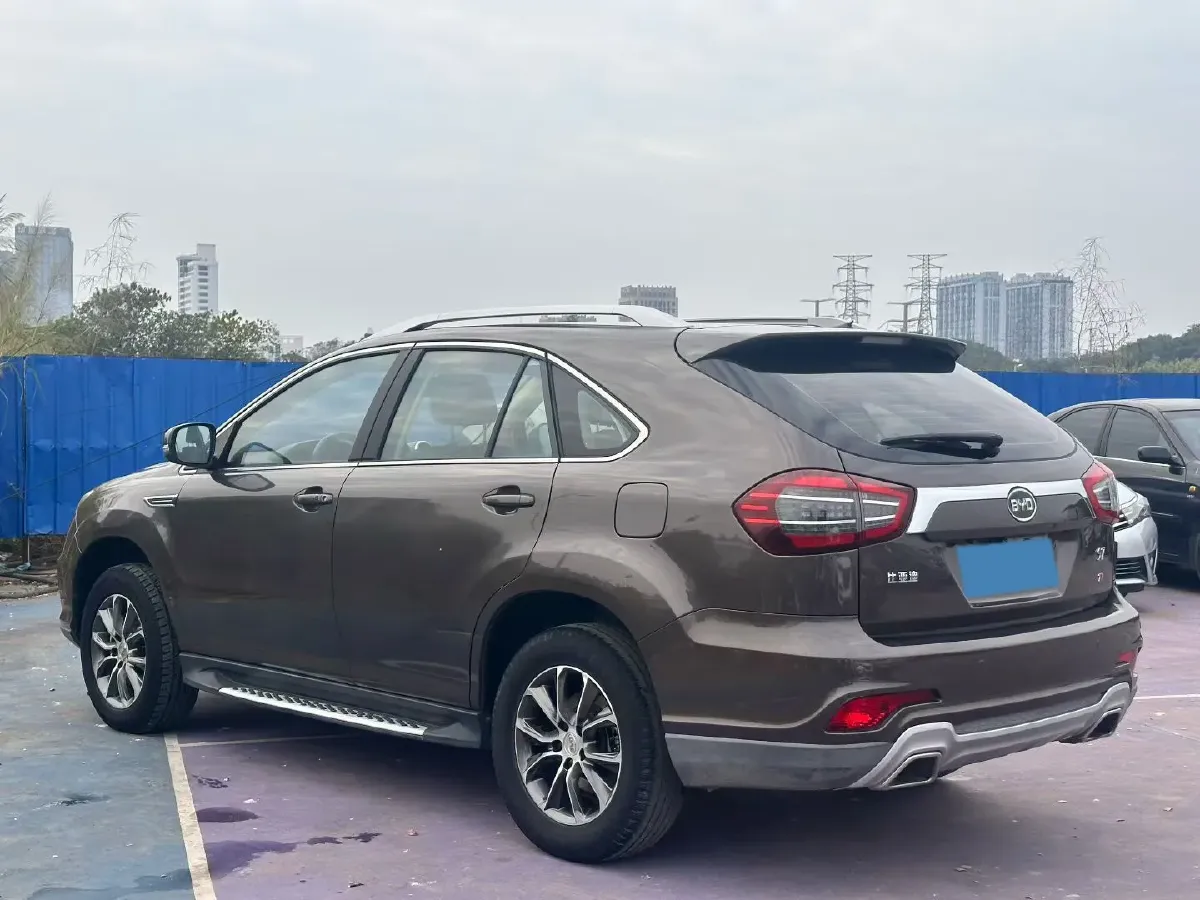 2017 BYD S7 1.5T 154HP L4 6MT,autocango,china used car exporter,china ev exporter,chinese used car exporter,chinese used ev exporter