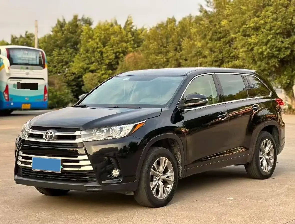 2021 Toyota Highlander 2.0T 220HP L4 6AT