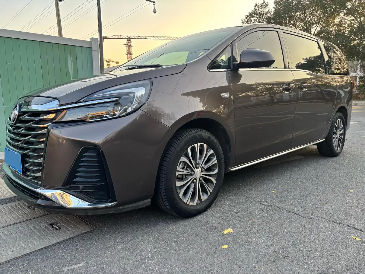 2022 Buick GL8 2.0T 237HP L4 9AT