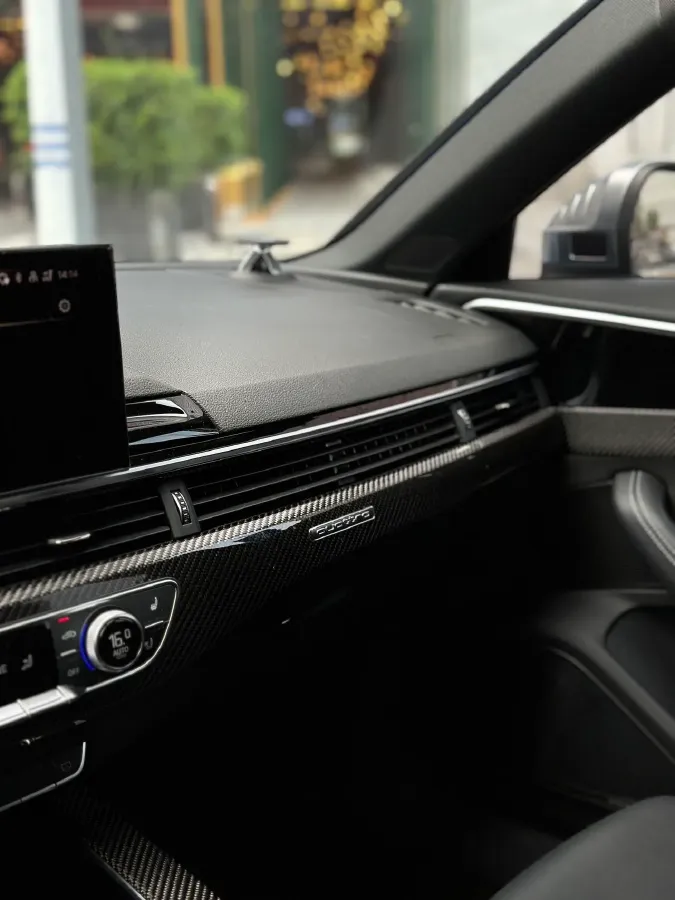 2021 Audi RS 4 2.9T 450HP V6 8AT,autocango,china used car exporter,china ev exporter,chinese used car exporter,chinese used ev exporter