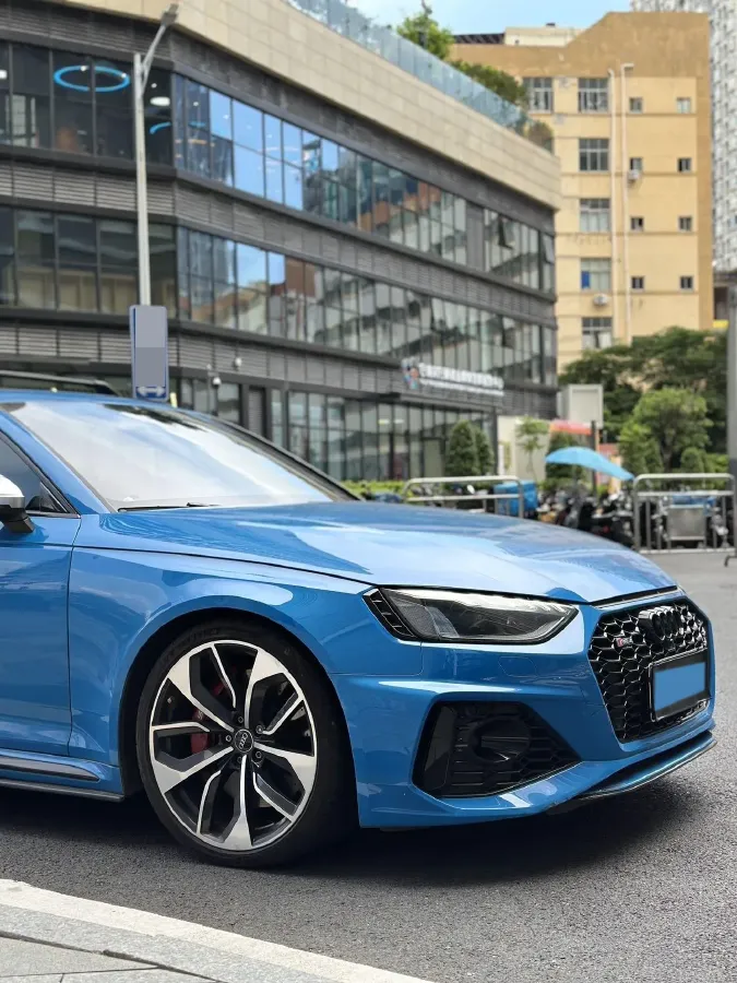 2021 Audi RS 4 2.9T 450HP V6 8AT,autocango,china used car exporter,china ev exporter,chinese used car exporter,chinese used ev exporter