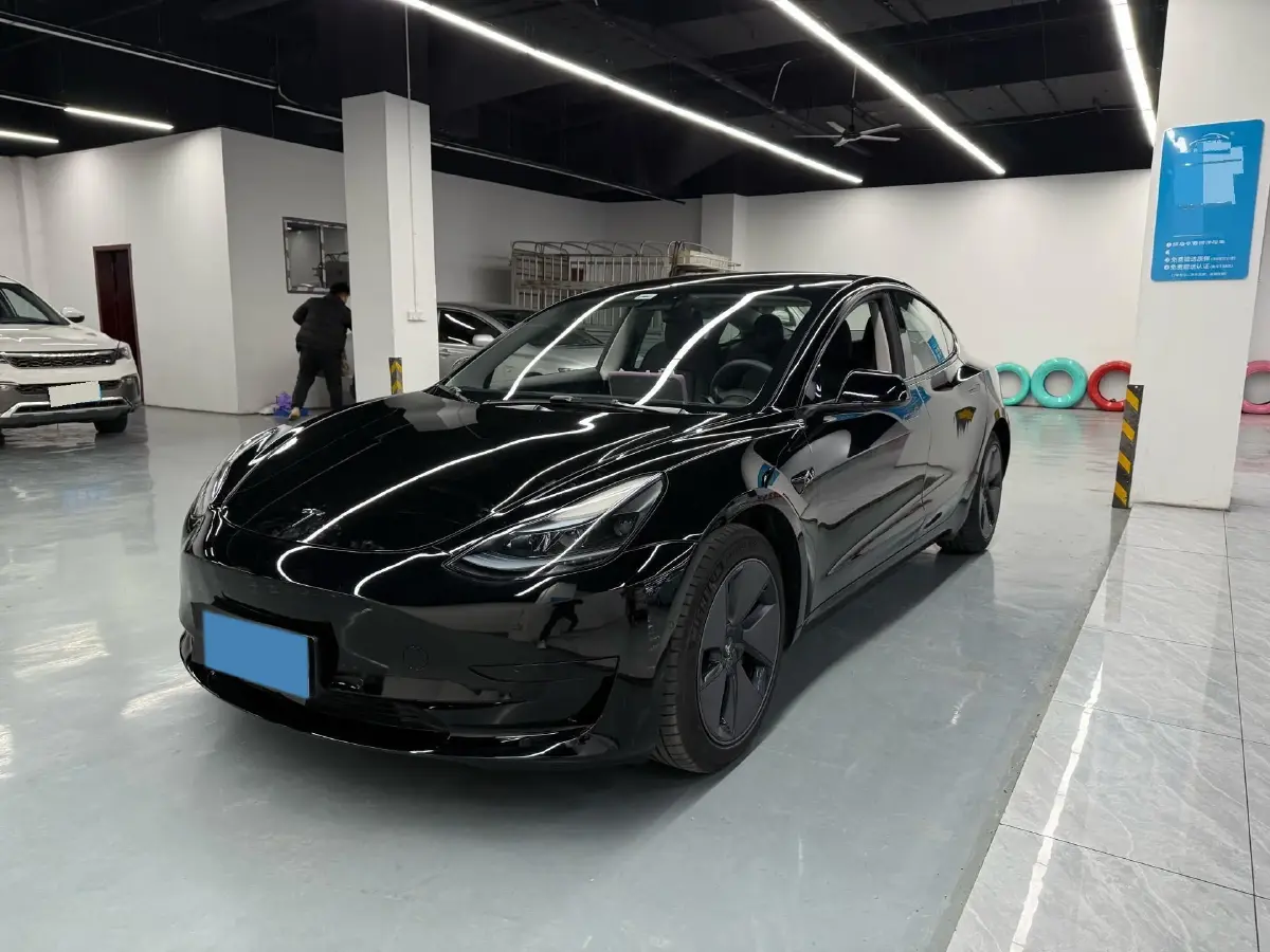 2022 Tesla Model 3 BEV 60KWH