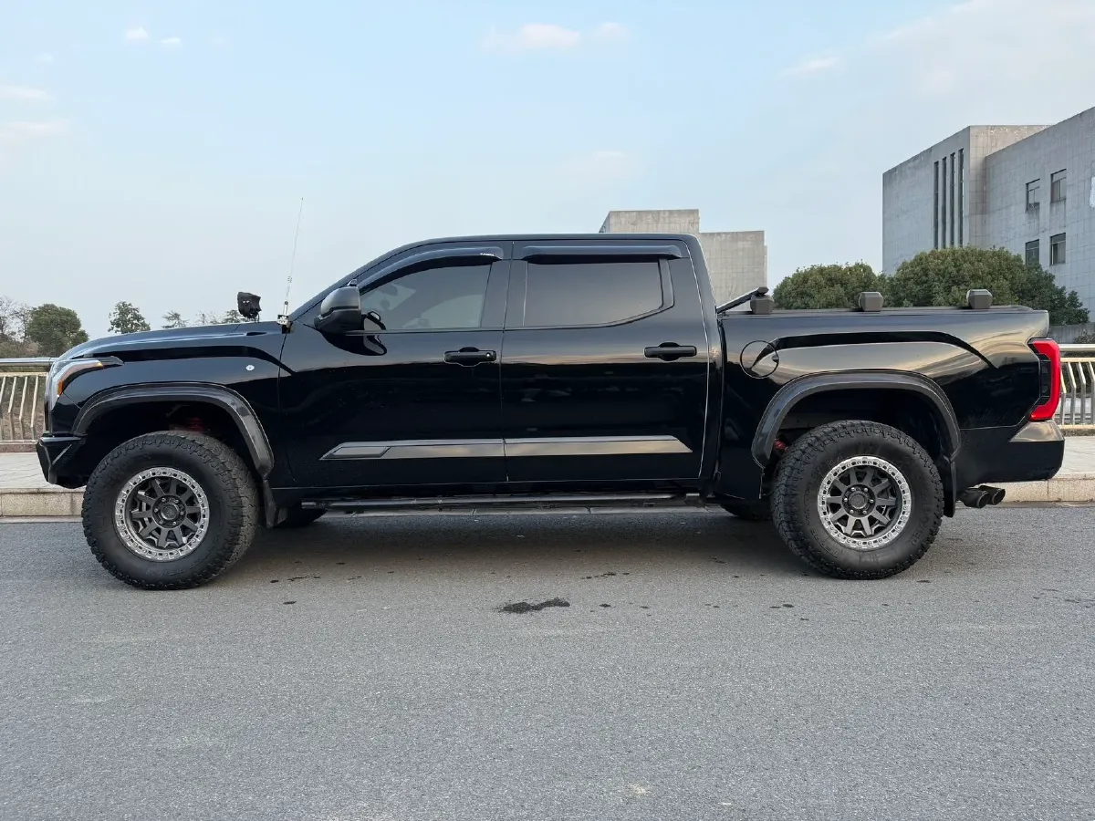 2022 Tank 300 2.0T 227HP L4 8AT,autocango,china used car exporter,china ev exporter,chinese used car exporter,chinese used ev exporter