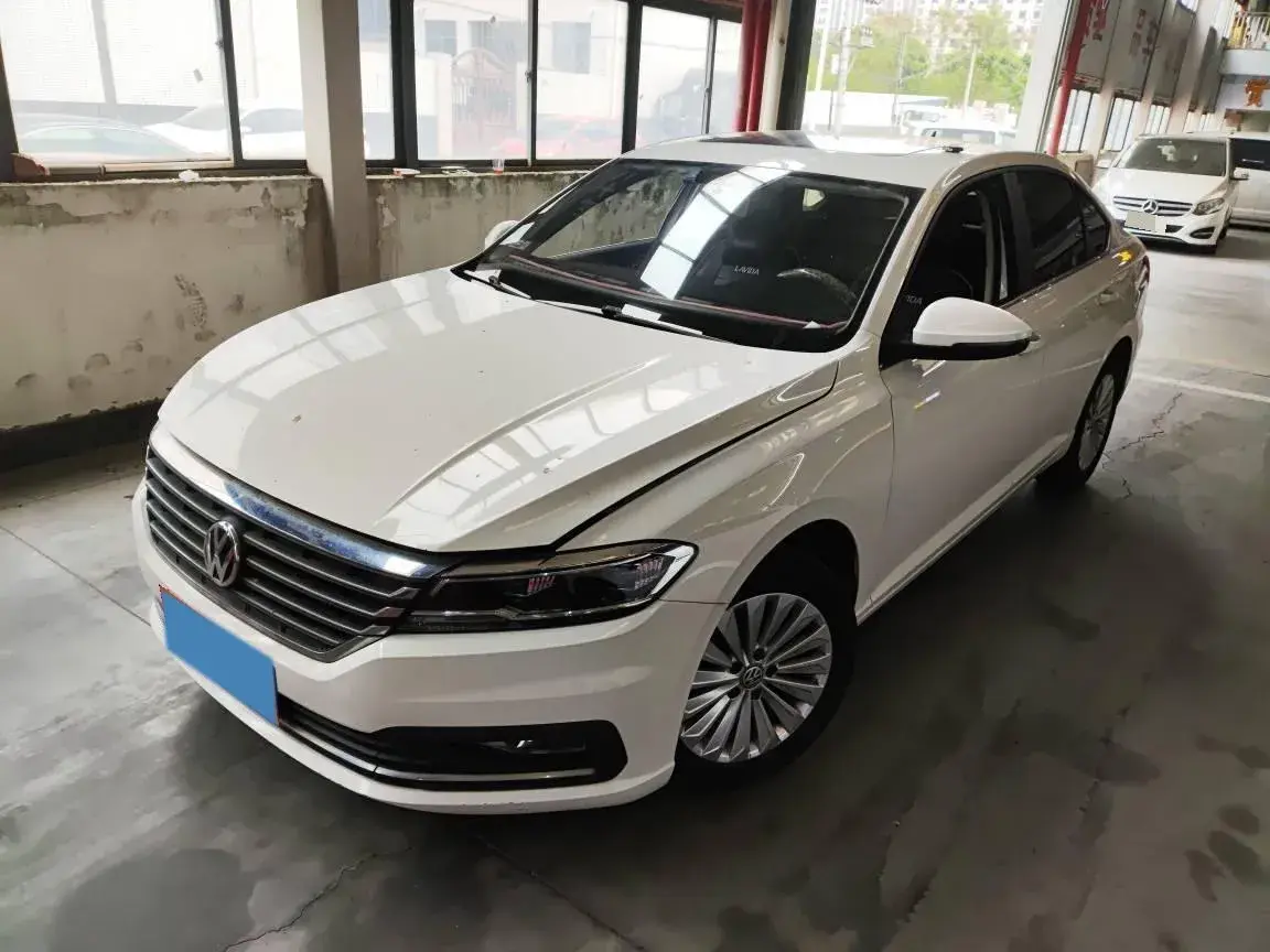 2019 Volkswagen Sagitar 1.2T 116HP L4 7DCT