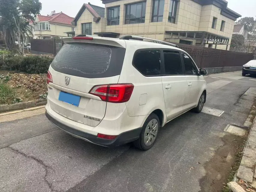 2020 WuLing 730 1.5L 105HP L4 6MT,autocango,china used car exporter,china ev exporter,chinese used car exporter,chinese used ev exporter
