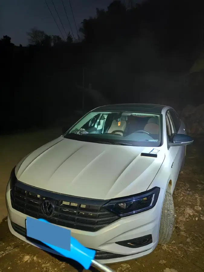 2022 Volkswagen Sagitar 1.4T 150HP L4 7DCT