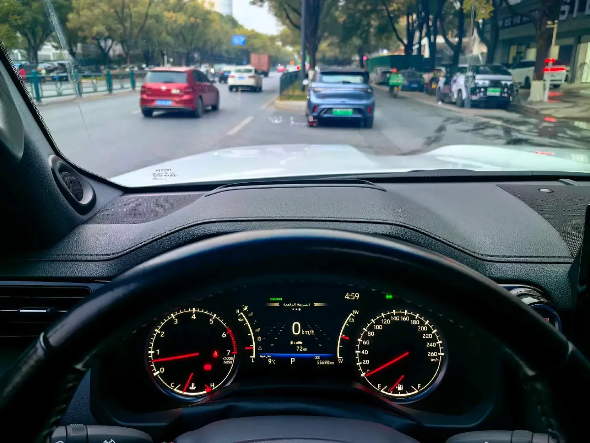 2022 Toyota Land Cruiser 3.3T 306HP V6 10AT,autocango,china used car exporter,china ev exporter,chinese used car exporter,chinese used ev exporter