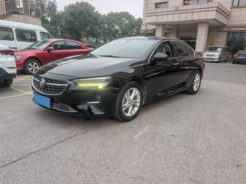 2020 Buick Regal 1.5T 169HP L4 9AT