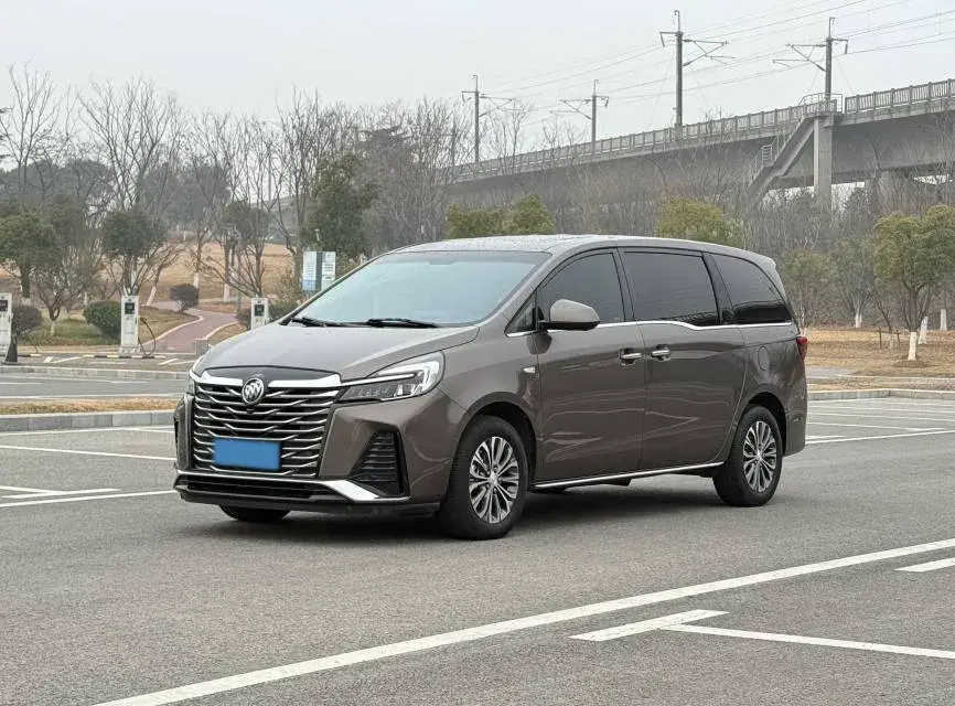 2023 Buick GL8 2.0T 237HP L4 9AT