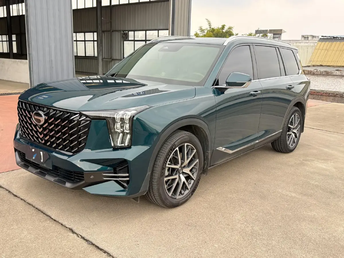 2022 GAC Trumpchi GS8 2.0T 252HP L4 8AT