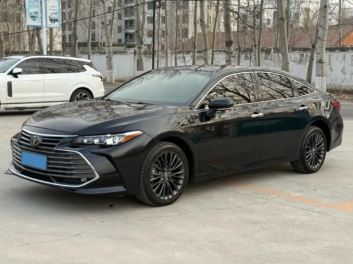 2019 Toyota Avalon 2.0L 178HP L4 CVT