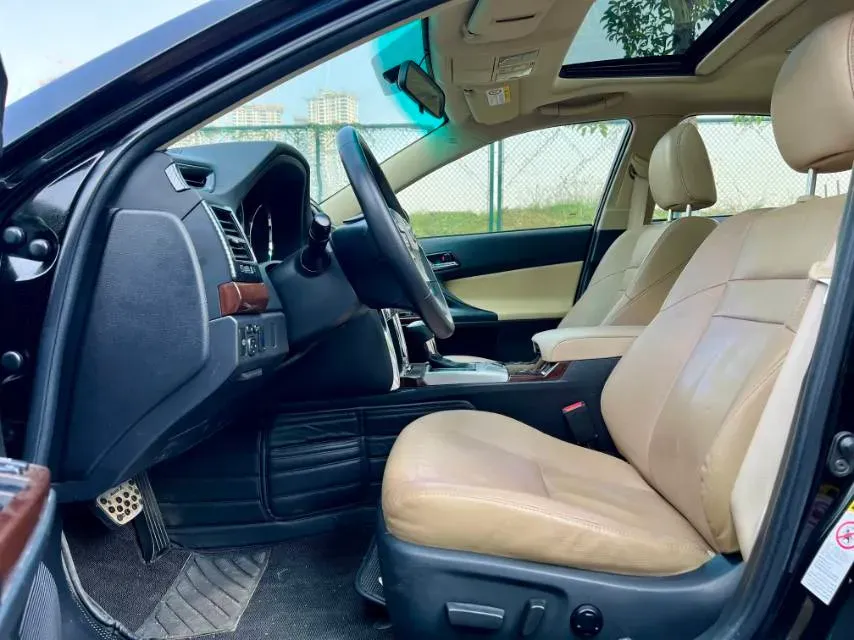 2013 Toyota Reiz 2.5L 193HP V6 6AT,autocango,china used car exporter,china ev exporter,chinese used car exporter,chinese used ev exporter