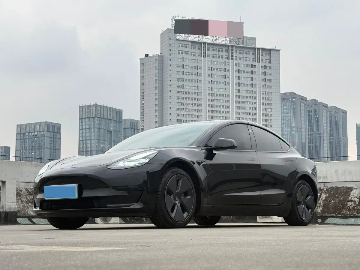 2022 Tesla Model 3 BEV 60KWH