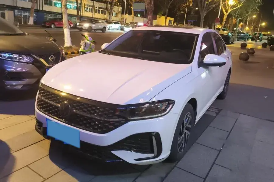 2024 Volkswagen Lavida 1.5L 110HP L4 6AT