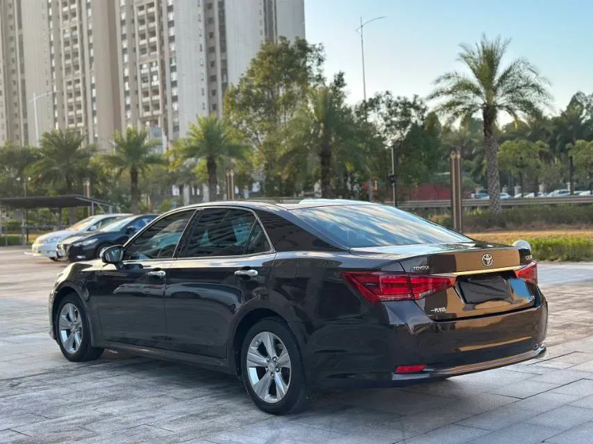 2015 Toyota Crown 2.0T 235HP L4 8AT,autocango,china used car exporter,china ev exporter,chinese used car exporter,chinese used ev exporter