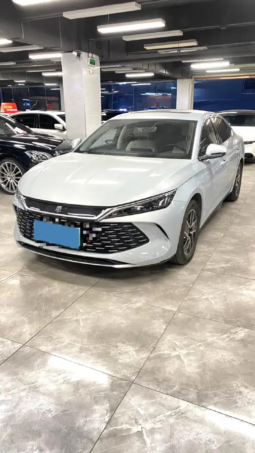 2024 BYD QinL 1.5L 101HP L4 E-CVT PHEV 15.87KWH