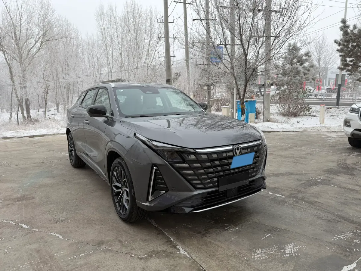 2025 ChangAn UNI-Z 1.5L 98HP L4 E-CVT PHEV,autocango,china used car exporter,china ev exporter,chinese used car exporter,chinese used ev exporter