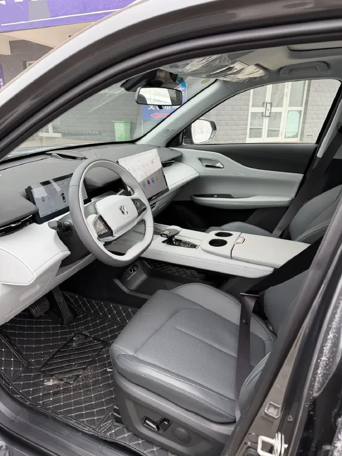 2025 ChangAn UNI-Z 1.5L 98HP L4 E-CVT PHEV,autocango,china used car exporter,china ev exporter,chinese used car exporter,chinese used ev exporter