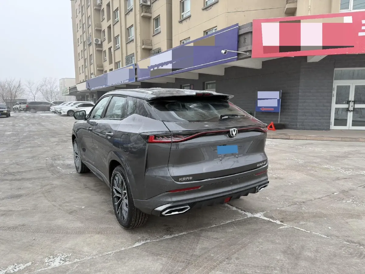 2025 ChangAn UNI-Z 1.5L 98HP L4 E-CVT PHEV,autocango,china used car exporter,china ev exporter,chinese used car exporter,chinese used ev exporter