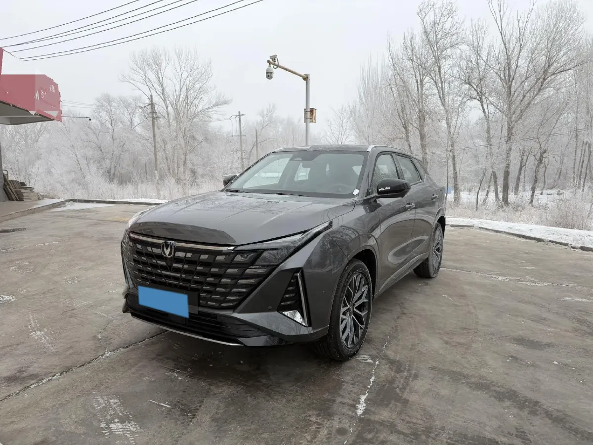2025 ChangAn UNI-Z 1.5L 98HP L4 E-CVT PHEV,autocango,china used car exporter,china ev exporter,chinese used car exporter,chinese used ev exporter