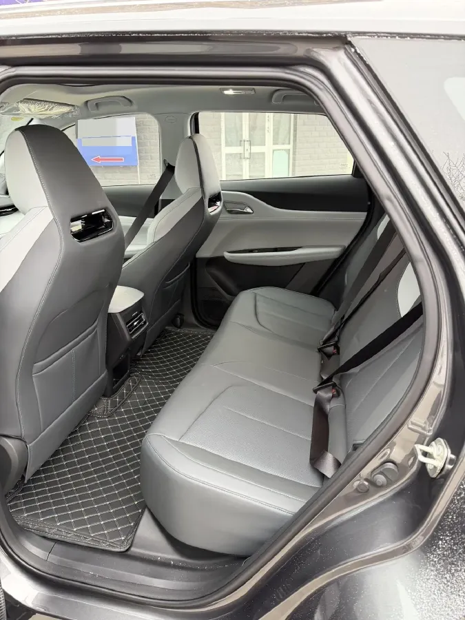 2025 ChangAn UNI-Z 1.5L 98HP L4 E-CVT PHEV,autocango,china used car exporter,china ev exporter,chinese used car exporter,chinese used ev exporter