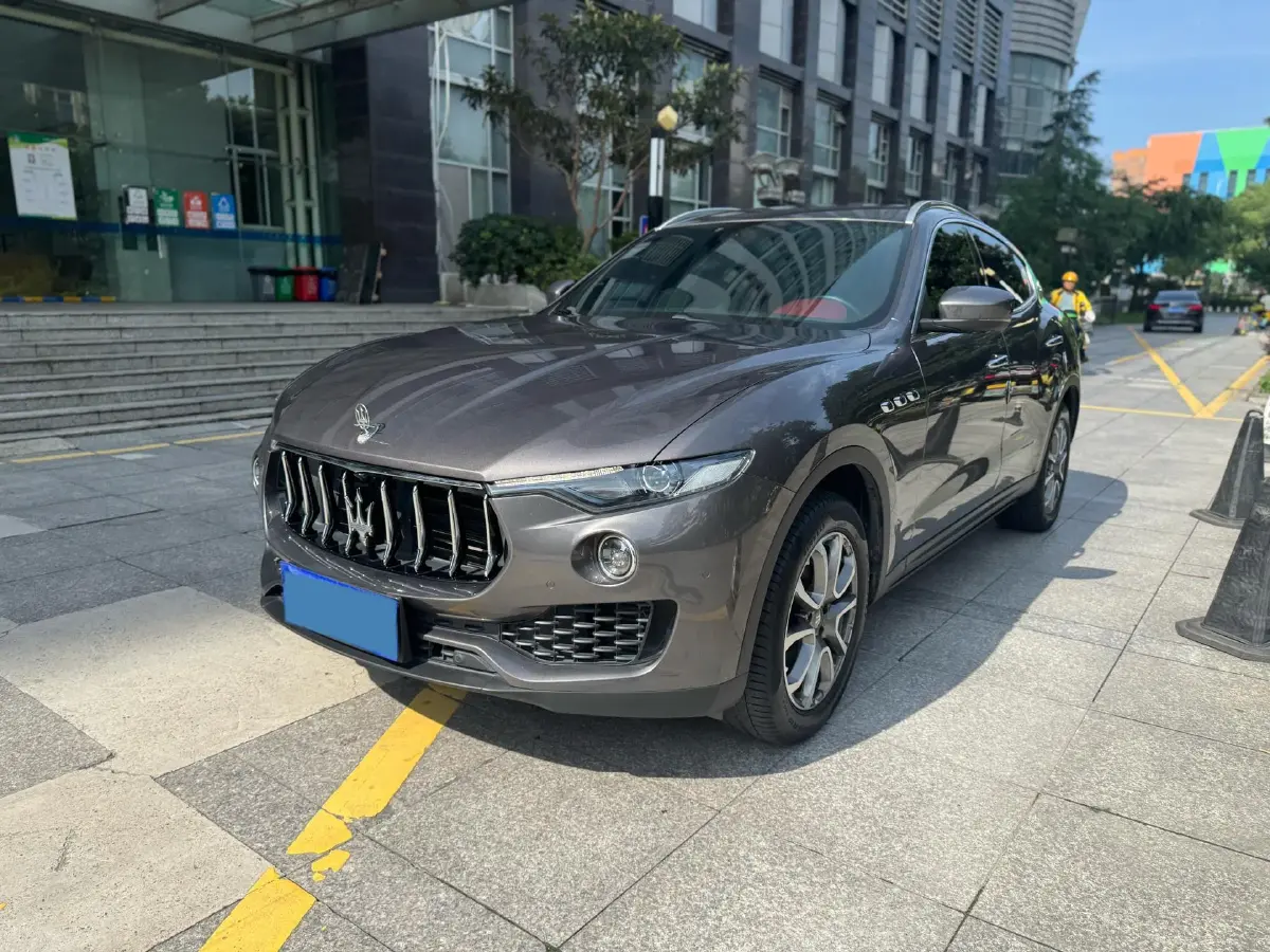 2019 Maserati Levante 3.0T 350HP V6 8AT