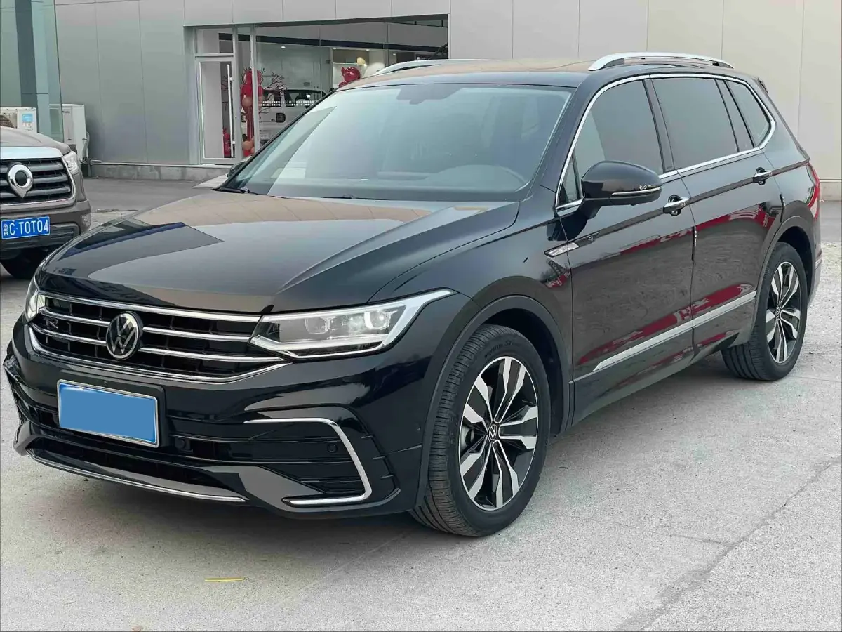 2024 Volkswagen Tiguan L 2.0T 186HP L4 7DCT