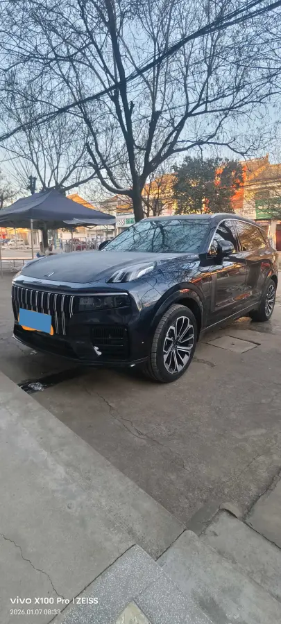 2023 LYNK&CO 09 EM-P 2.0T 254HP L4 8AT PHEV 18.83KWH