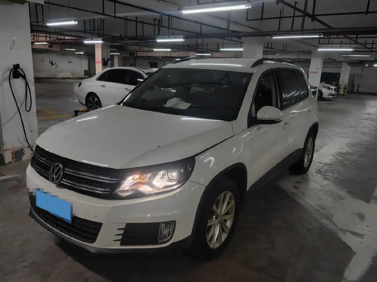 2016 Volkswagen Touran 1.4T 150HP L4 7DCT
