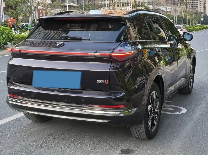 2022 Venucia Grand V 1.5T 190HP L4 7DCT,autocango,china used car exporter,china ev exporter,chinese used car exporter,chinese used ev exporter