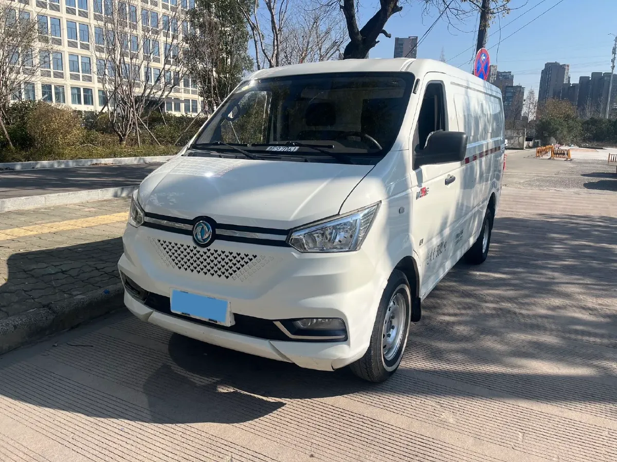 2020 Ford Focus 1.5L 122HP L3 6AT,autocango,china used car exporter,china ev exporter,chinese used car exporter,chinese used ev exporter